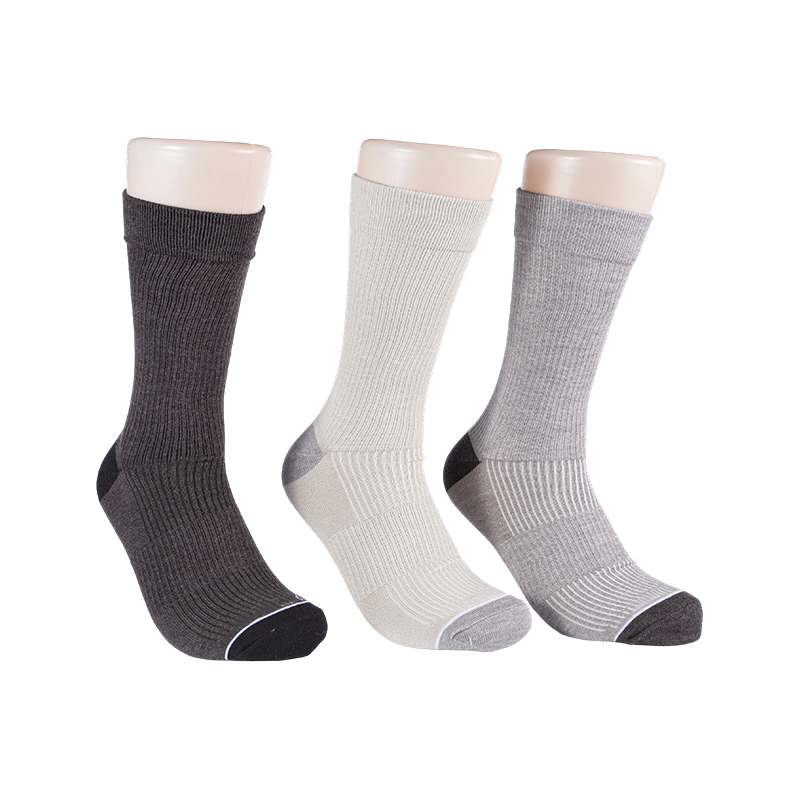 男士抽条中筒袜